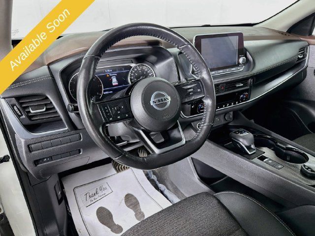 Used 2021 Nissan Rogue S AWD/4WD image 9