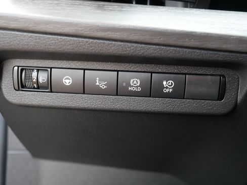 Certified 2023 Nissan Ariya AWD image 26