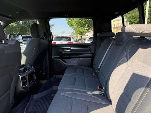 Used 2019 RAM 1500 Big Horn AWD/4WD image 16