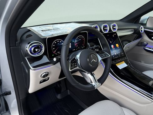 Certified 2026 Mercedes-Benz GLC 300 image 15
