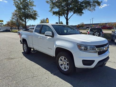 Used 2020 Chevrolet Colorado LT w/ Safety Package image 5