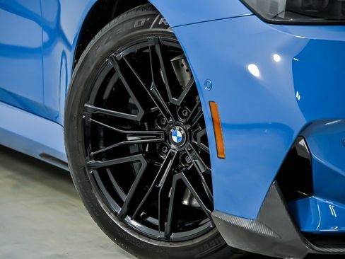 Used 2026 BMW M5 w/ Carbon Package image 4