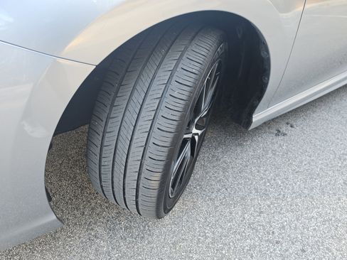 Used 2024 Toyota Camry SE image 32