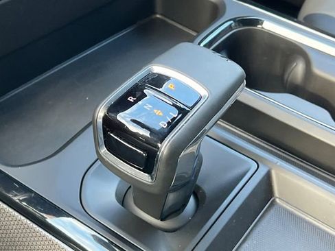 Used 2024 Chevrolet Silverado 1500 ZR2 w/ Technology Package image 33