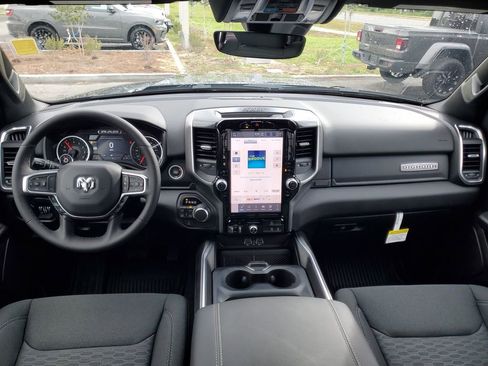 New 2025 RAM 1500 Big Horn AWD/4WD image 22