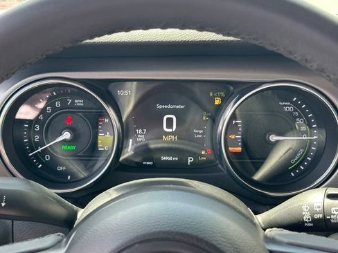 Used 2023 Jeep Wrangler Unlimited AWD/4WD image 47