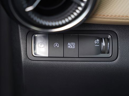 New 2026 Chevrolet Equinox ACTIV w/ Convenience Package III FWD image 18