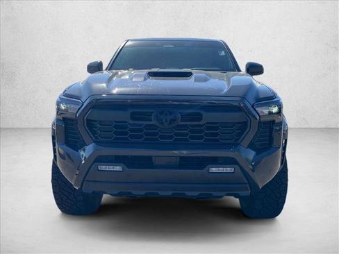 Used 2024 Toyota Tacoma TRD Sport w/ TRD Sport Upgrade Package AWD/4WD image 2