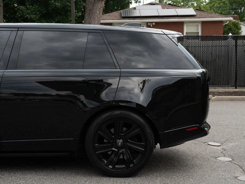 Used 2023 Land Rover Range Rover Long Wheelbase Autobiography AWD/4WD image 35