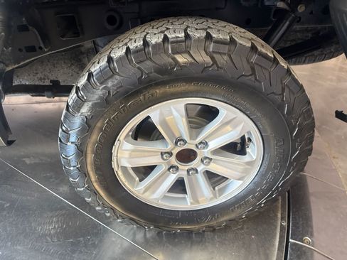 Used 2019 Ford F150 XLT w/ Equipment Group 301A Mid AWD/4WD image 10