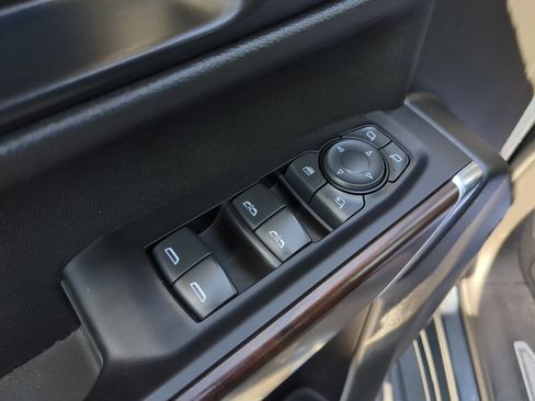 Certified 2021 GMC Sierra 1500 SLT w/ SLT Convenience Package image 17