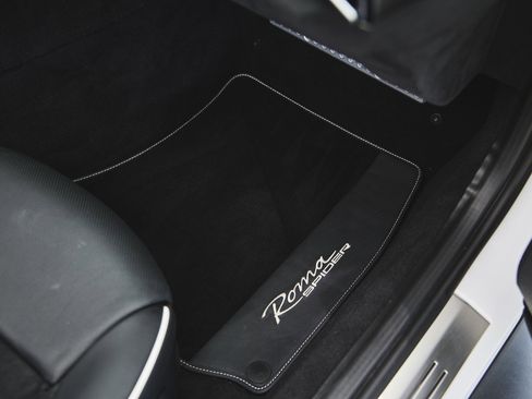 Used 2024 Ferrari Roma Spider image 38