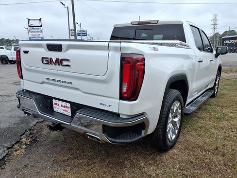 Used 2022 GMC Sierra 1500 SLT w/ SLT Premium Package image 7