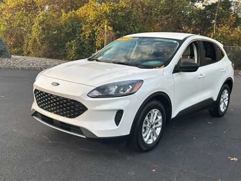Used 2022 Ford Escape SE image 38