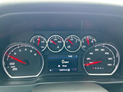 Used 2021 Chevrolet Silverado 1500 LT Trail Boss w/ Convenience Package II AWD/4WD image 11