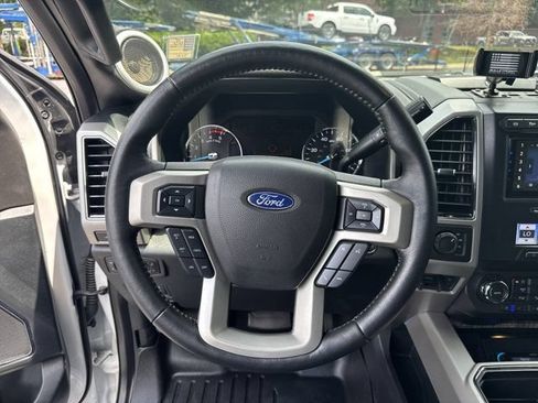Used 2019 Ford F350 Lariat w/ Lariat Ultimate Package AWD/4WD image 24