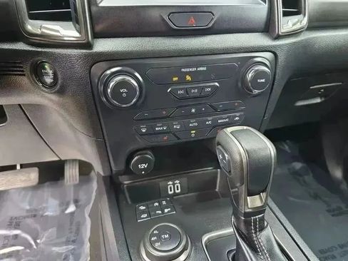 Used 2022 Ford Ranger Lariat w/ Tremor Off-Road Package image 17