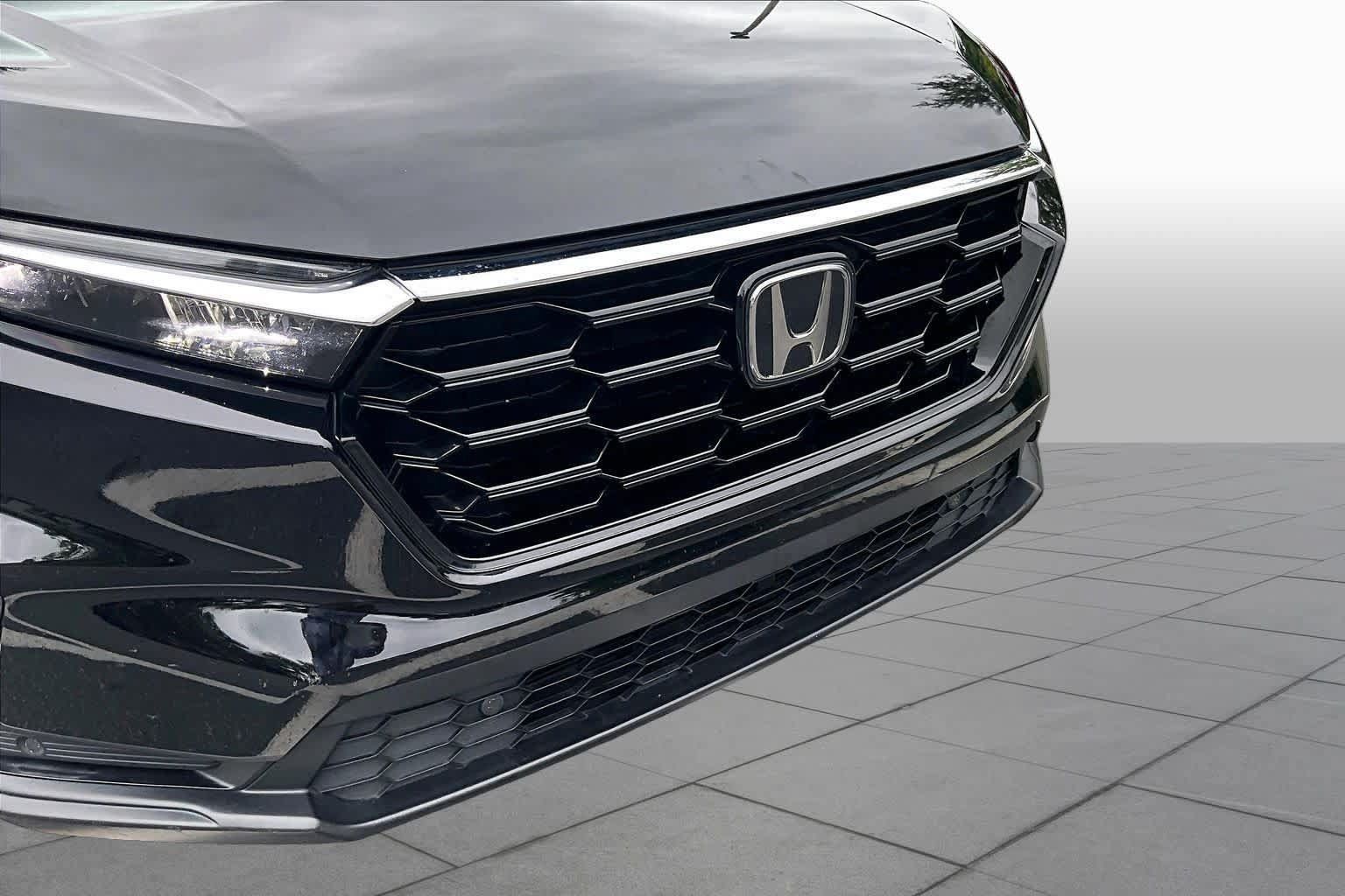 Used 2023 Honda CR-V EX-L image 30