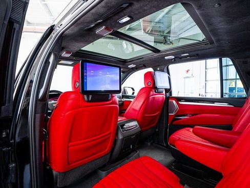 Used 2025 Cadillac Escalade Sport Platinum w/ LPO, Floor Liner Package image 56