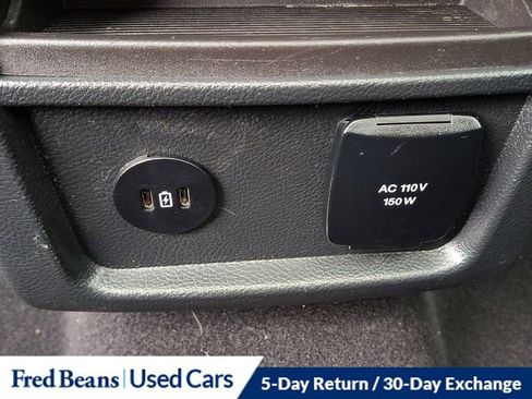 Certified 2022 Ford Edge ST-Line image 12