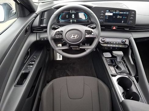 Used 2026 Hyundai Elantra SEL Sport Premium FWD image 7