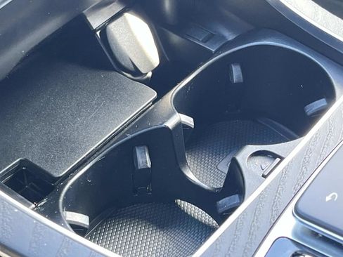 Certified 2022 Mercedes-Benz GLC 43 AMG 4MATIC image 32