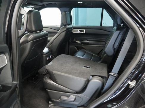 Used 2020 Ford Explorer Limited w/ Class III Trailer Tow Package image 22