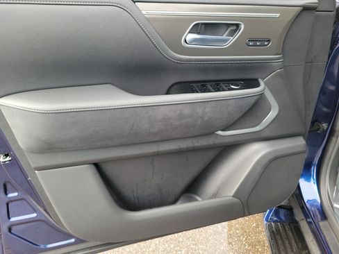 New 2026 INFINITI QX80 Luxe image 15