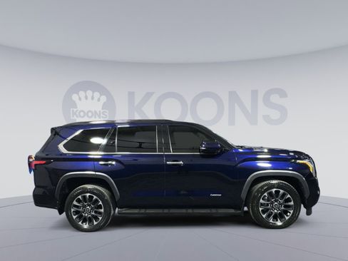 Used 2023 Toyota Sequoia Limited image 8