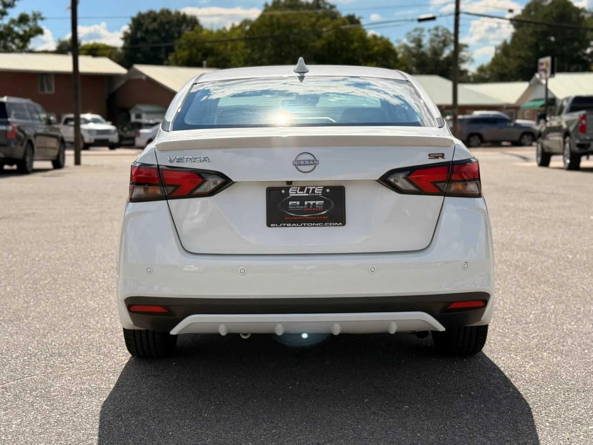 Used 2024 Nissan Versa SR w/ Trunk Package FWD image 8