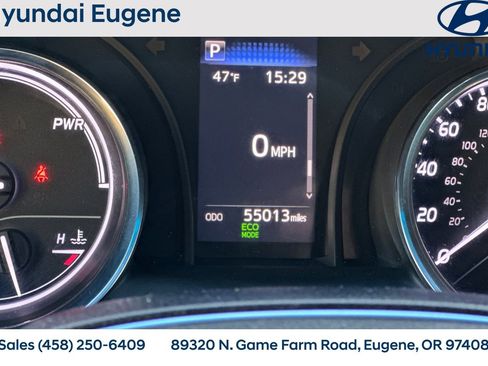 Used 2019 Toyota Camry LE image 30