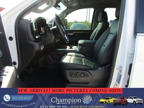 Used 2026 GMC Sierra 2500 SLT AWD/4WD image 14