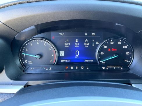 Used 2022 Ford Explorer XLT w/ Equipment Group 202A AWD/4WD image 14