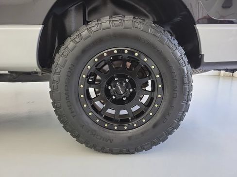 Used 2014 Ford F150 XLT w/ Equipment Group 302A Luxury AWD/4WD image 10