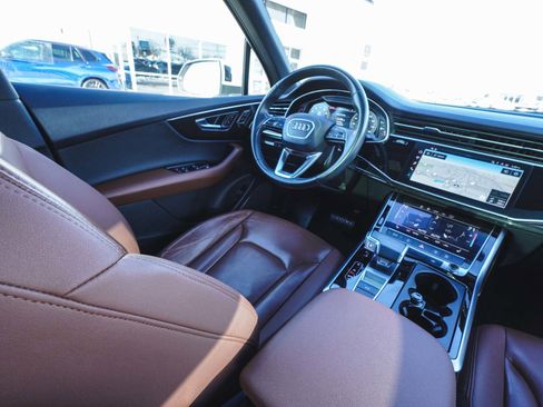 Used 2023 Audi Q7 3.0T Premium w/ Convenience Package image 39