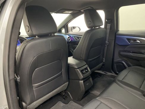 Used 2025 Chevrolet Equinox EV LT w/ Convenience Package image 15