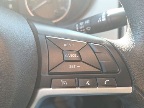 Used 2021 Nissan Versa SV image 33