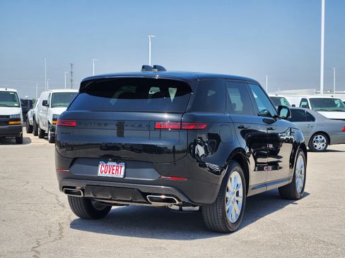 Used 2025 Land Rover Range Rover Sport SE AWD/4WD image 7