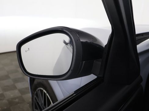 Used 2025 Ford Mustang Mach-E Premium image 35