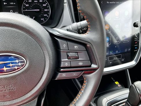 Used 2024 Subaru Crosstrek 2.5i Limited AWD/4WD image 20