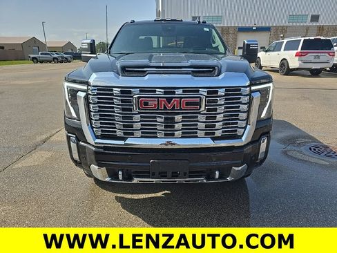Used 2025 GMC Sierra 2500 Denali w/ Denali Reserve Package AWD/4WD image 2
