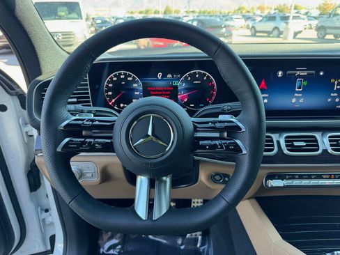 New 2026 Mercedes-Benz GLS 450 4MATIC image 17