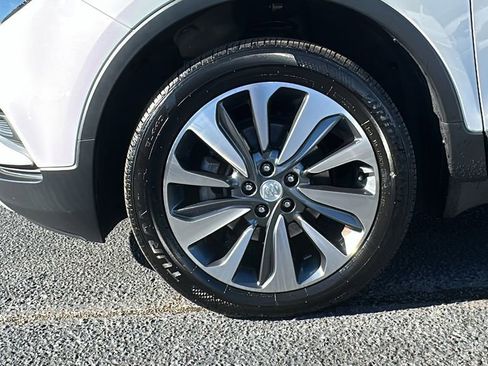 Certified 2022 Buick Encore Preferred image 14