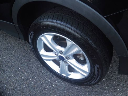 Used 2016 Ford Escape SE w/ Equipment Group 201A FWD image 37
