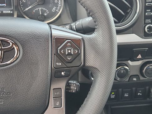 Used 2023 Toyota Tacoma TRD Pro AWD/4WD image 27