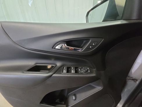 Used 2018 Chevrolet Equinox LT AWD/4WD image 15