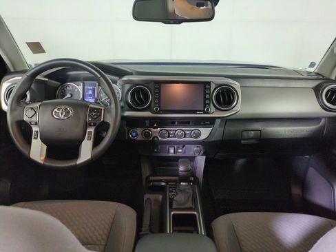 Used 2023 Toyota Tacoma SR5 AWD/4WD image 14