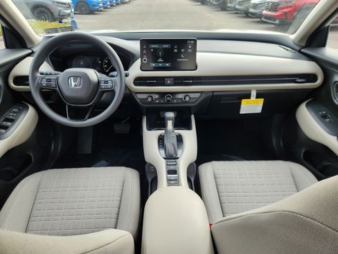 New 2026 Honda HR-V LX image 7