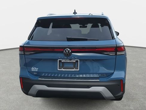 New 2026 Volkswagen Tiguan SE AWD/4WD image 6