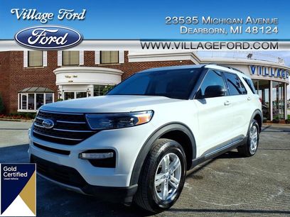 Certified 2023 Ford Explorer XLT w/ Equipment Group 202A